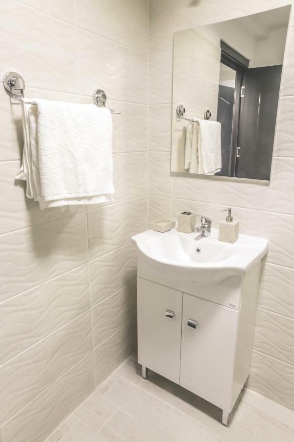 Victoria Duplex Apartament Apartment Bukares Bagian luar foto