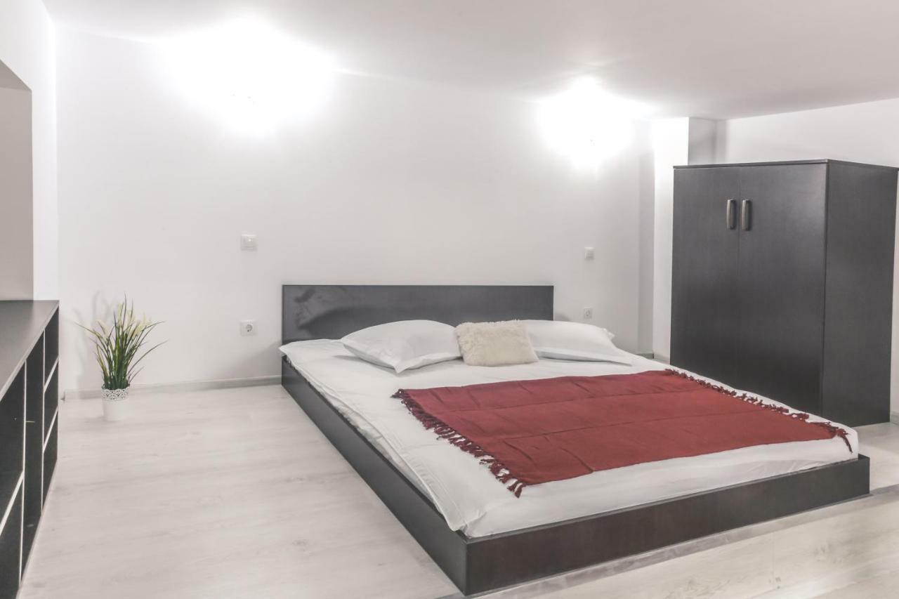 Victoria Duplex Apartament Apartment Bukares Bagian luar foto